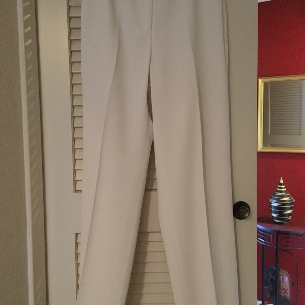Off White Color Pantsuit size 10 - Picture 6 of 6